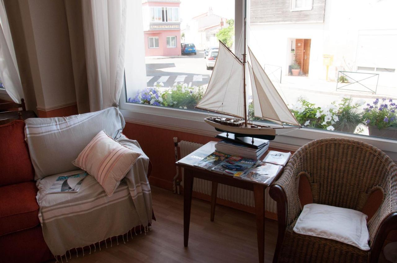 Hotel La Cote Sauvage เลส์ซาบล์-โดล็อนน์ ภายนอก รูปภาพ